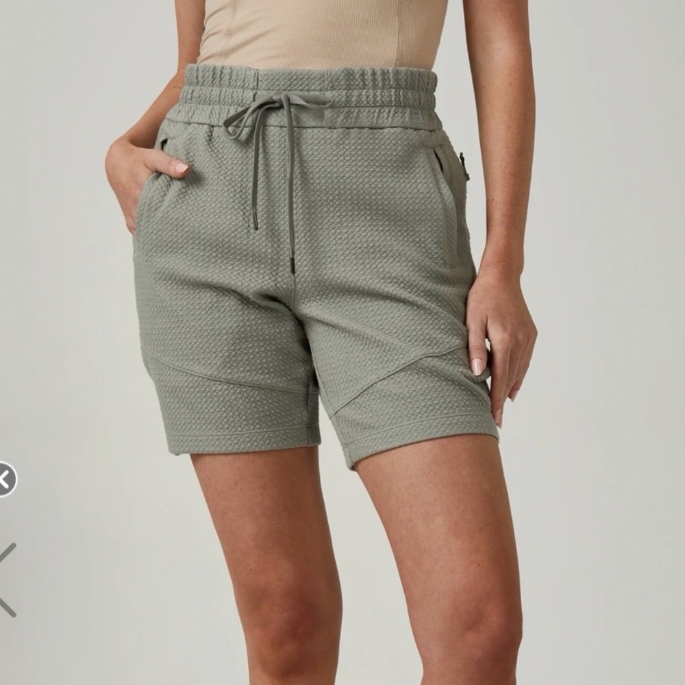 7 Diamonds Textured Sage Green High Waist Shorts